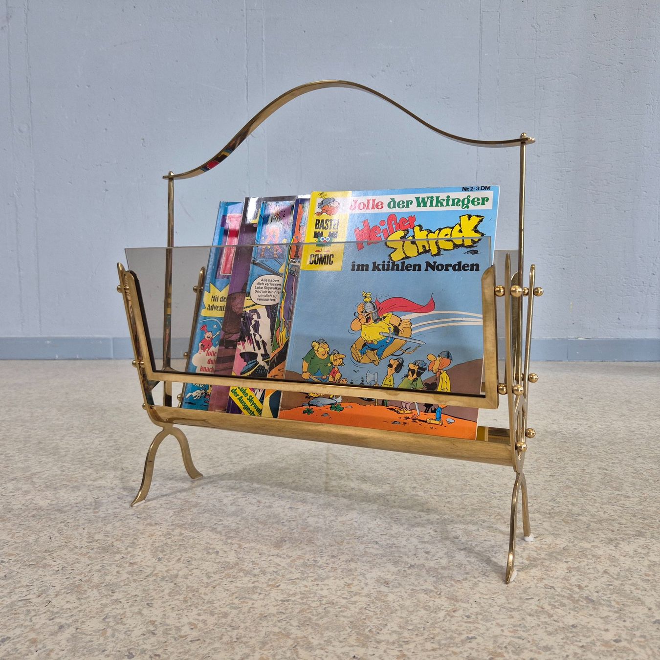 Altro per la casa: Messing Magazin Rack Zeitungsständer Zeitschriftenhalter – Usato da Nottwil venduto da Wondewa-Shop 3