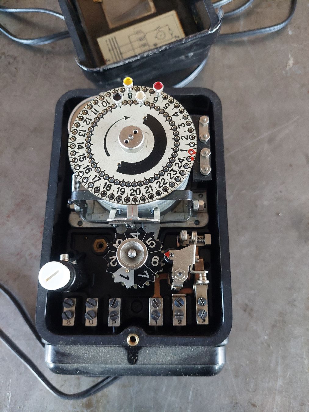 Elektronikbauteile: Ghielmetti – Gebraucht aus Subingen von tin_r5cg 3