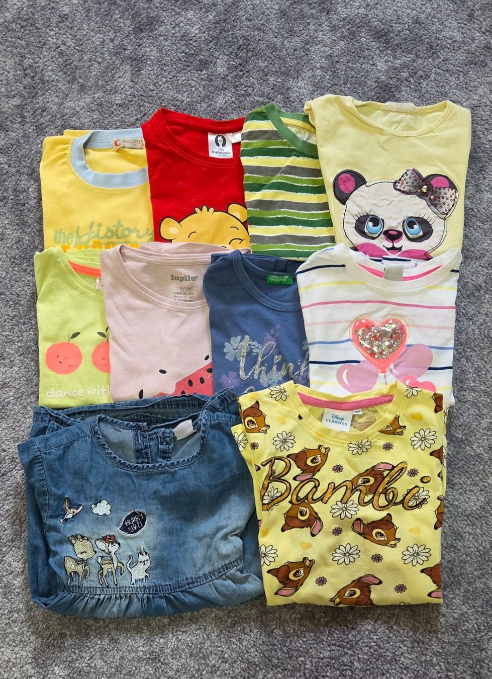 Lotti & Set di vestiti: Mädchen T-Shirt Paket Grösse 98/104 – Usato da Schwerzenbach venduto da sla_5gnv