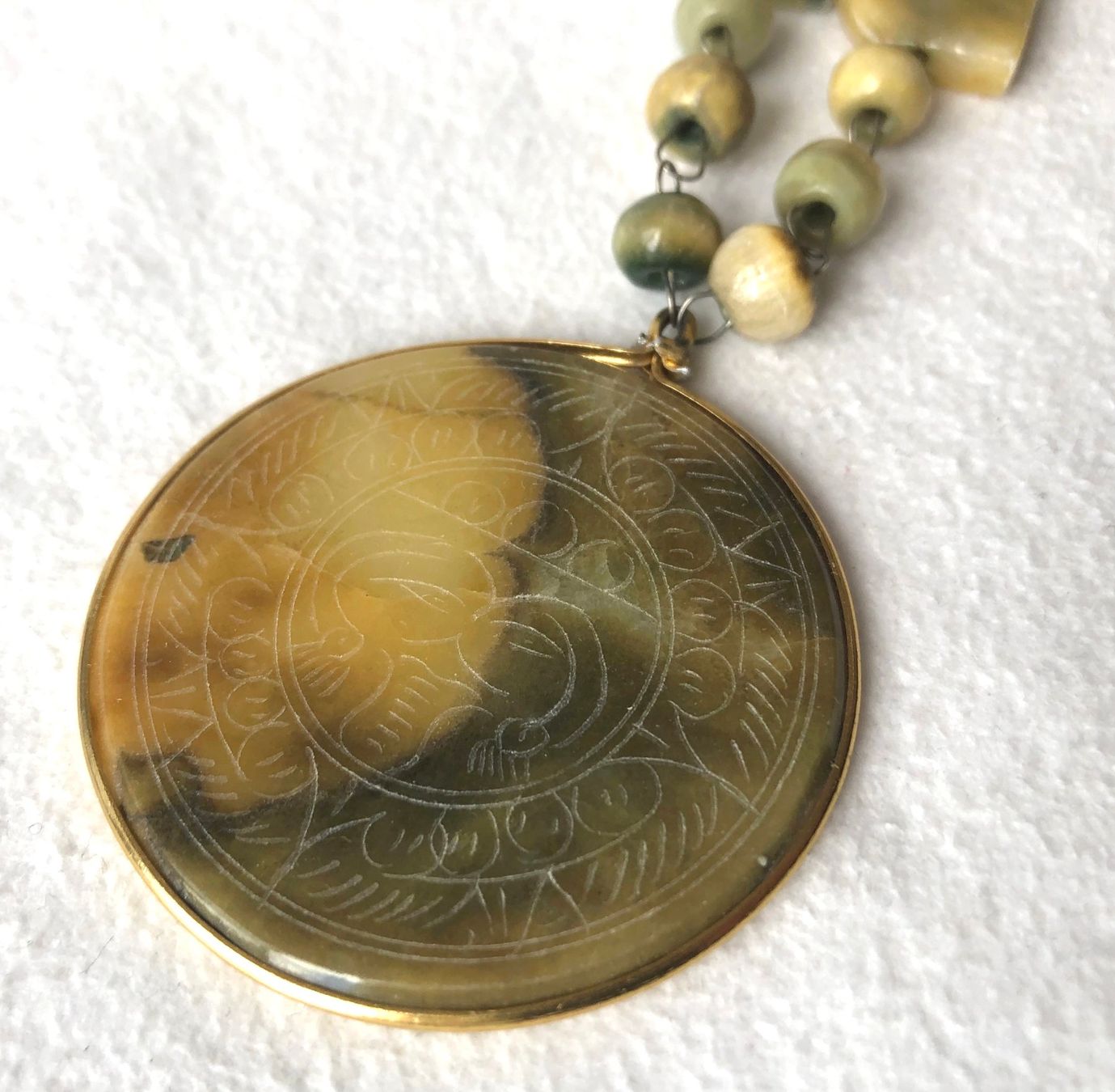 Catenine: Steinkette mit Aztekenkalender – Usato da St.Gallen venduto da Paddington11 2