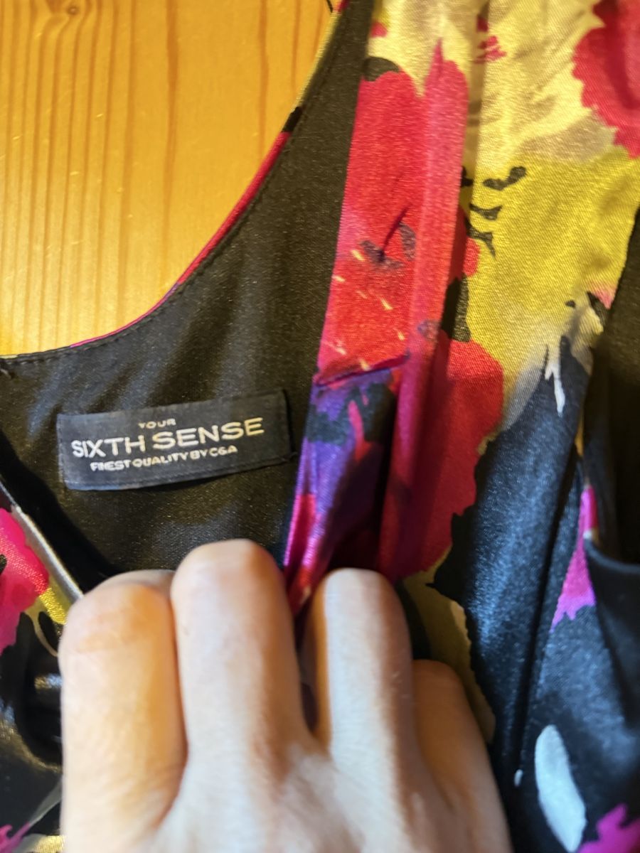 Kleider: Kleid von Sixth Sense – Gebraucht aus Donat von troja007 1