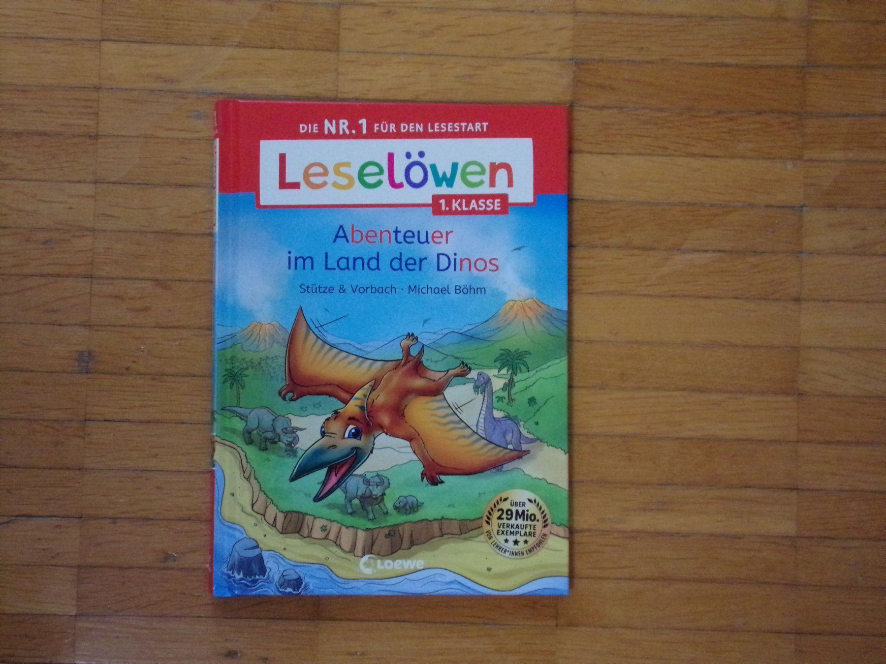Bücher: Leselöwen Abenteuer im Land der Dinos – Gebraucht aus Winterthur von Jessi_di