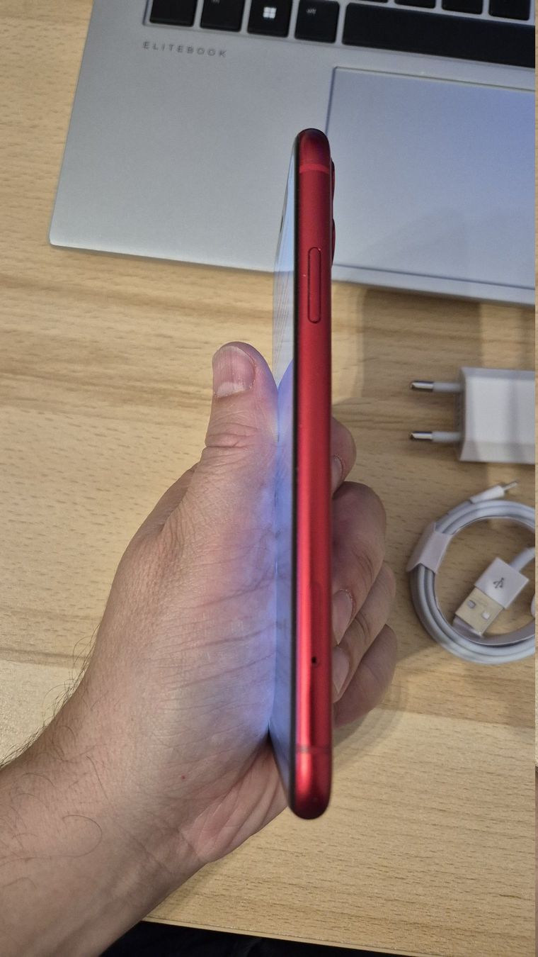 Apple Telefoni cellulari / Smartphones: iPhone 11 64GB Red 2912 – Usato da Münchenbuchsee venduto da MV_Solutions 6