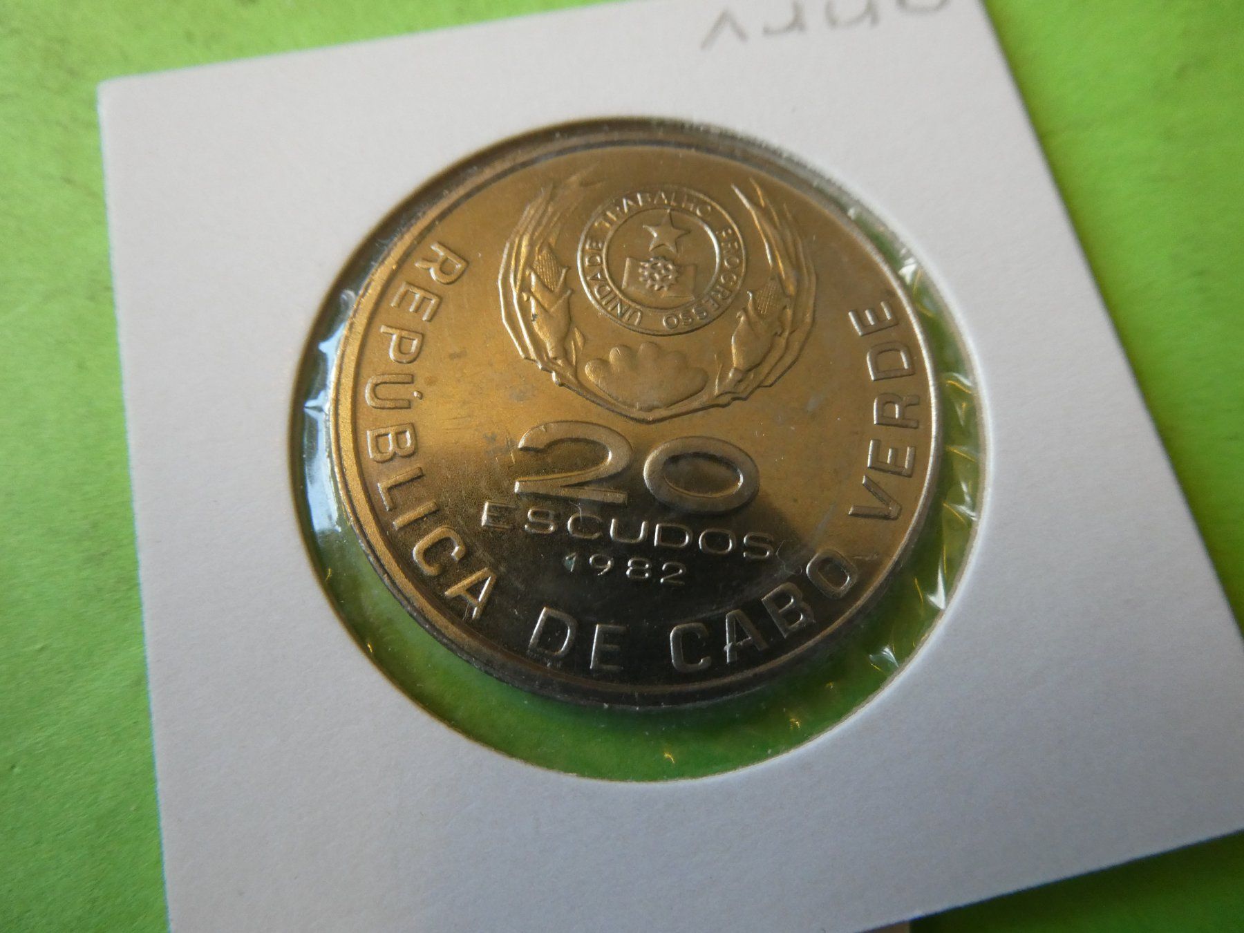 Toutes les monnaies: Cape Verde 1982, 20 Escudos   stgl. – D'occasion à Hinterforst par Rohusri 1