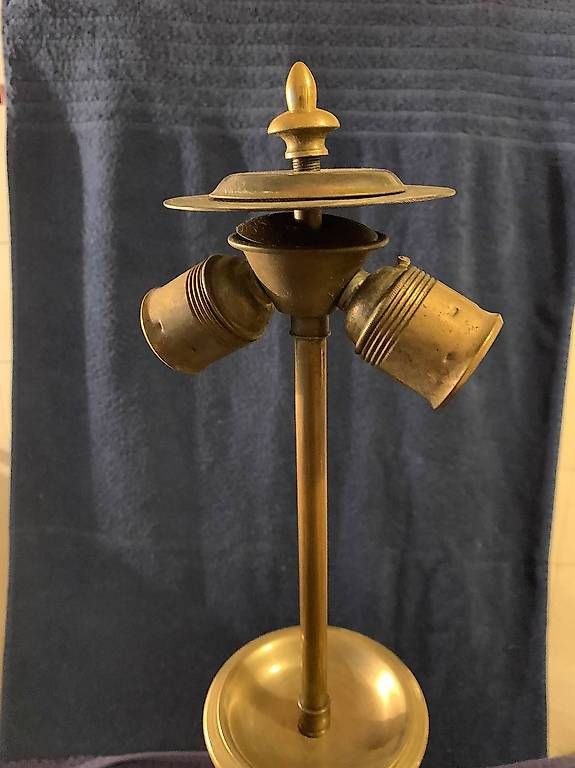 Lampade: Lampe ancienne en laiton... – Usato da Lausanne venduto da rbu_8n9z 1