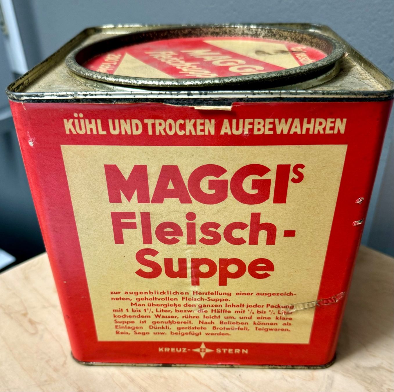Barattoli: Alte Blechdose MAGGI Fleischsuppe 200 Tabletten vintage – Usato da Rothrist venduto da Luckywinner 2