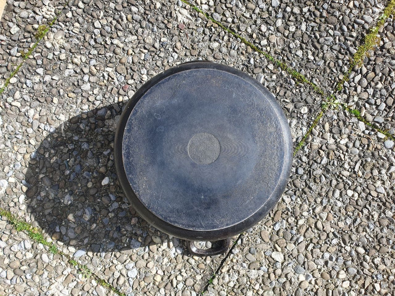 Pentole: Casserole fonte noir usée – Usato da Bernex venduto da Mardone 3