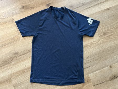 Adidas Funktionsshirt Gr. XS, neuwertig, Top Zustand