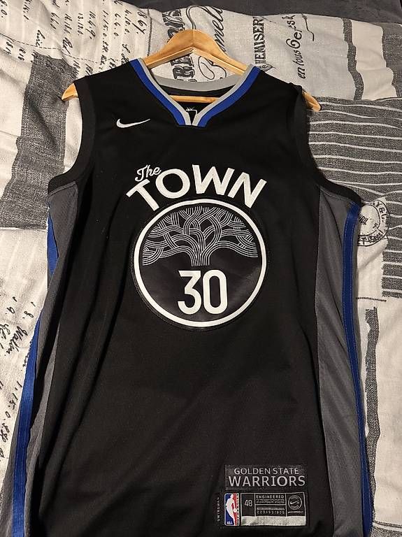 Canottiere & Pantaloni: NBA Jersey's – Usato da Zuzwil SG venduto da opp_hx2k 1