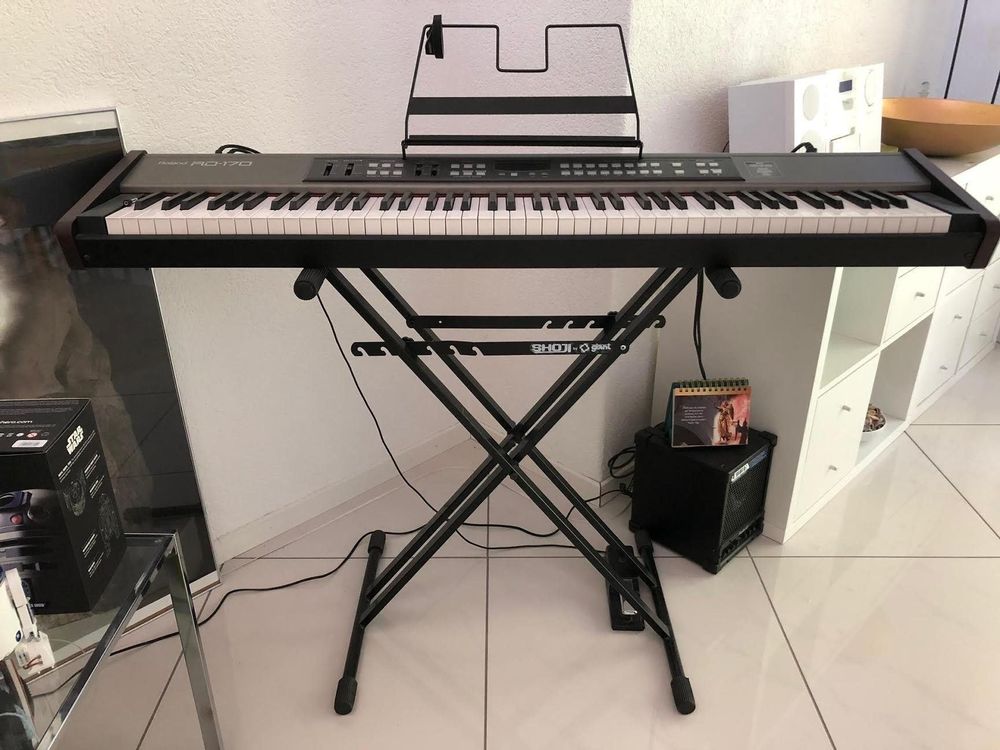 RD170 Roland Stage Piano / Keyboard Kaufen auf Ricardo