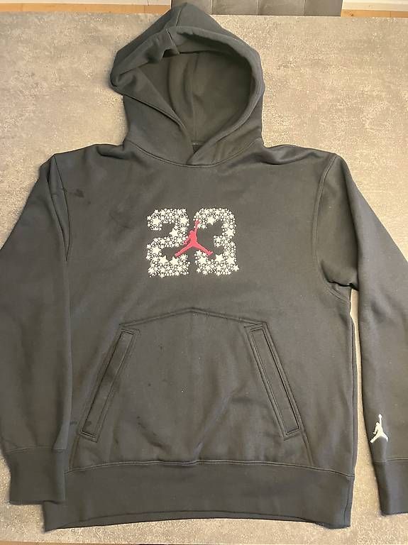 Maglioni & Felpe: Jordan Hoodie Gr. M Herren – Usato da Zürich venduto da Zueriost