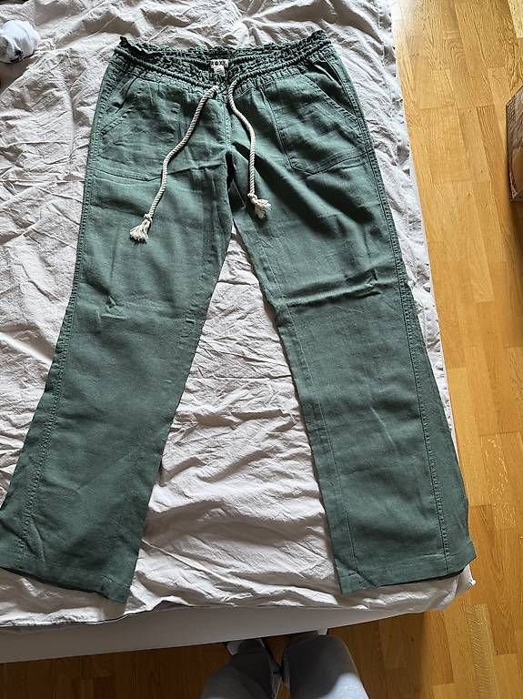 Pantaloni: Roxy Stoffhose – Usato da Bülach venduto da angelique080882