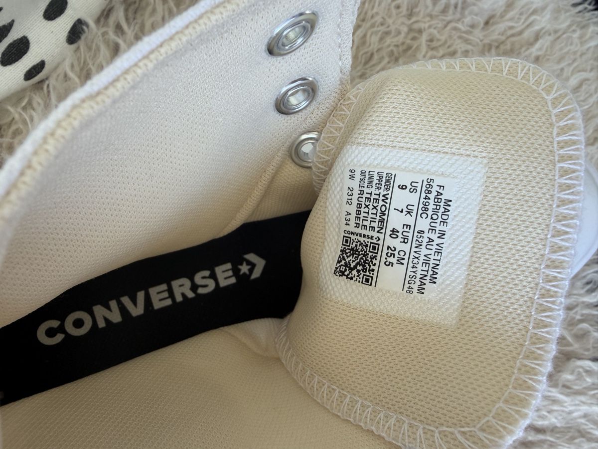 Converse Scarpe da donna: Converse Chuck TaylorStar Move – Nuovo (secondo la descrizione) da Niederuzwil venduto da Sunnyside7962 2