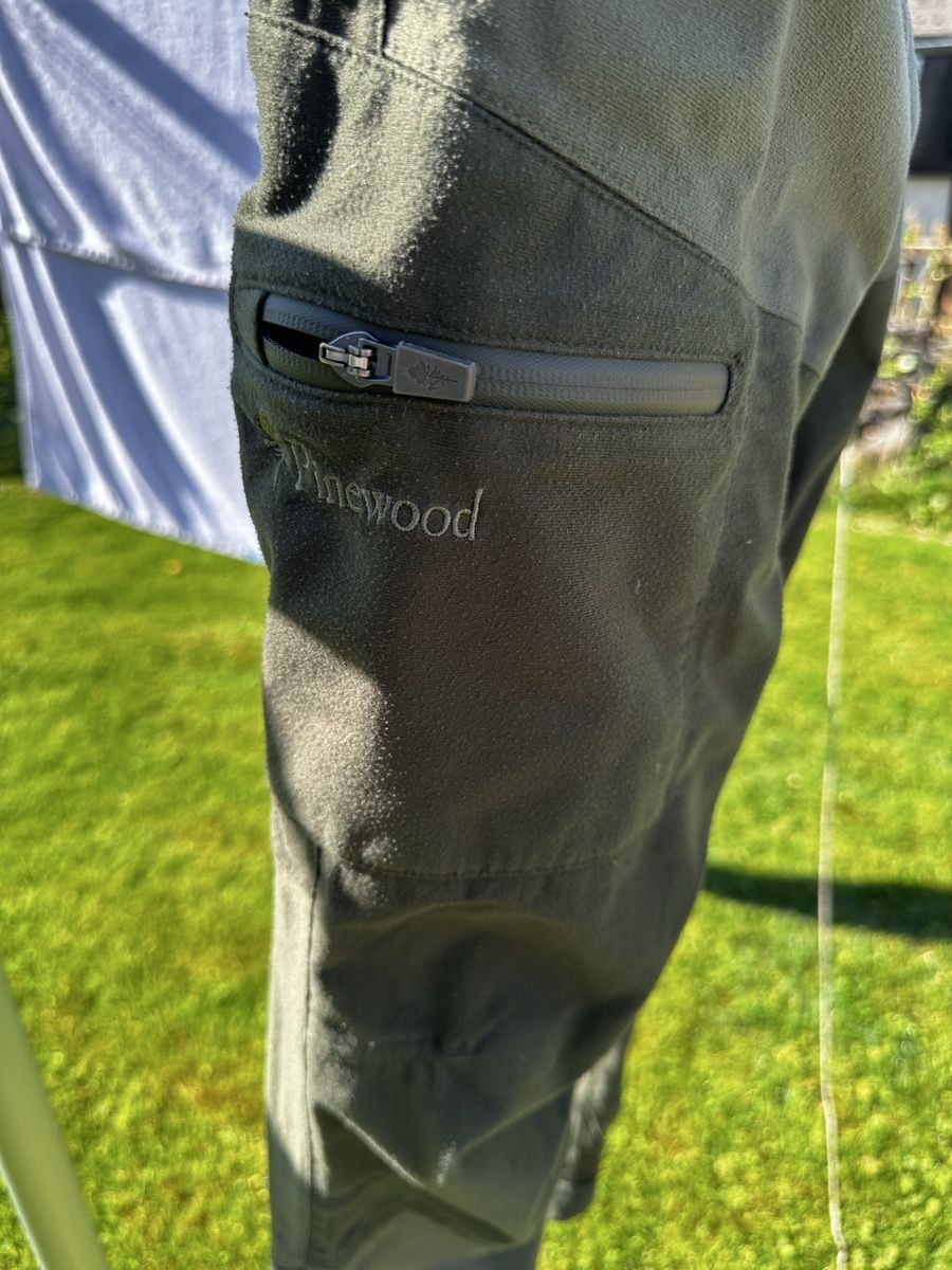 Pinewood Pantaloni: Pinewood Outdoorhose Gr. 152 – Usato da Koppigen venduto da Njuko 2
