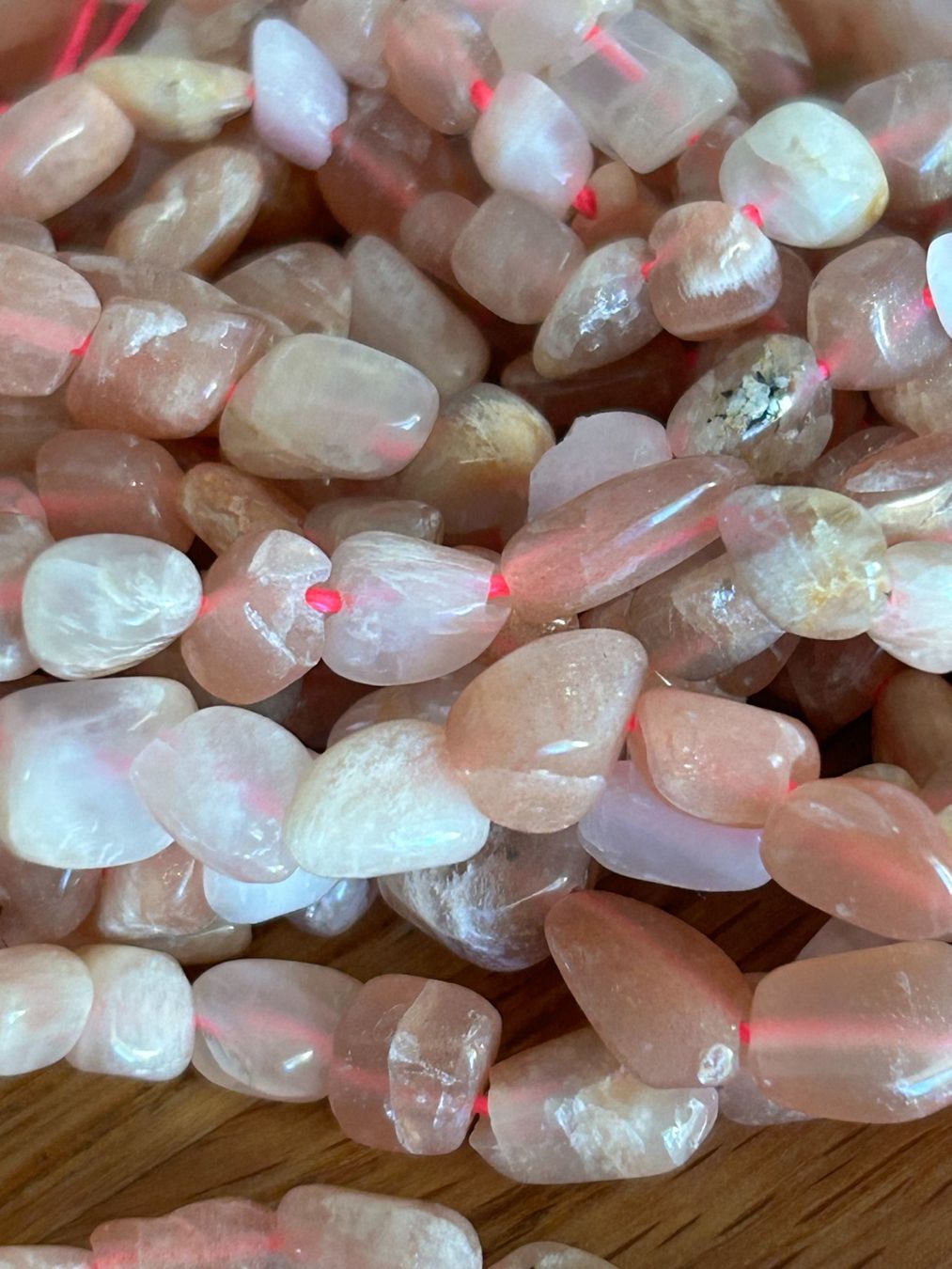 Edelsteine: Strang echte sunstone Nuggets 6-8 mm – Neu und originalverpackt aus Niederrohrdorf von Ytobi