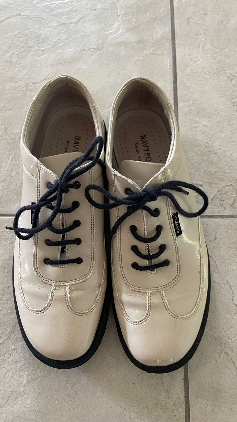 Navyboot Scarpe da donna: Navyboot Schuhe, beige, Grösse 38 – Usato da Wetzikon ZH venduto da Schrungus