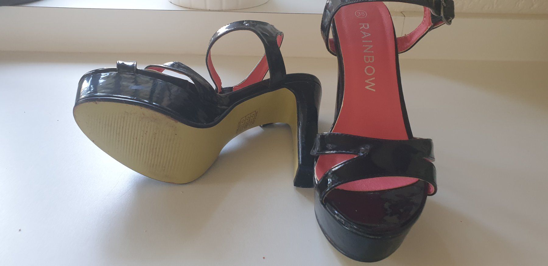Scarpe da donna: Sexy Damenschuhe  Gr. 38 – Nuovo (secondo la descrizione) da Egg b. Zürich venduto da Tuddy 1