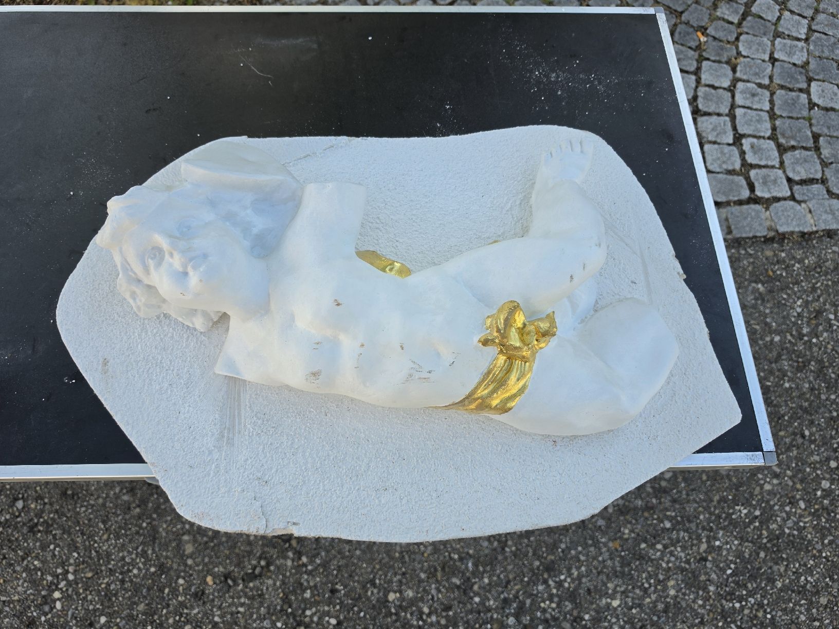 Statuette: Relief Engel mit Goldband Weiss/Gold  – Usato da Mettlen venduto da elios0888