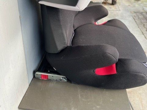 Seggiolini per auto: Kindersitz Solution X i-Fix – Usato da Buus venduto da Daesy 1