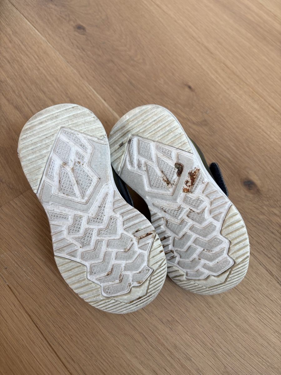 Fila Scarpe per ragazzi: Fila Sneaker Turnschuh Grösse 24 – Usato da Gebenstorf venduto da Sandra01031 3