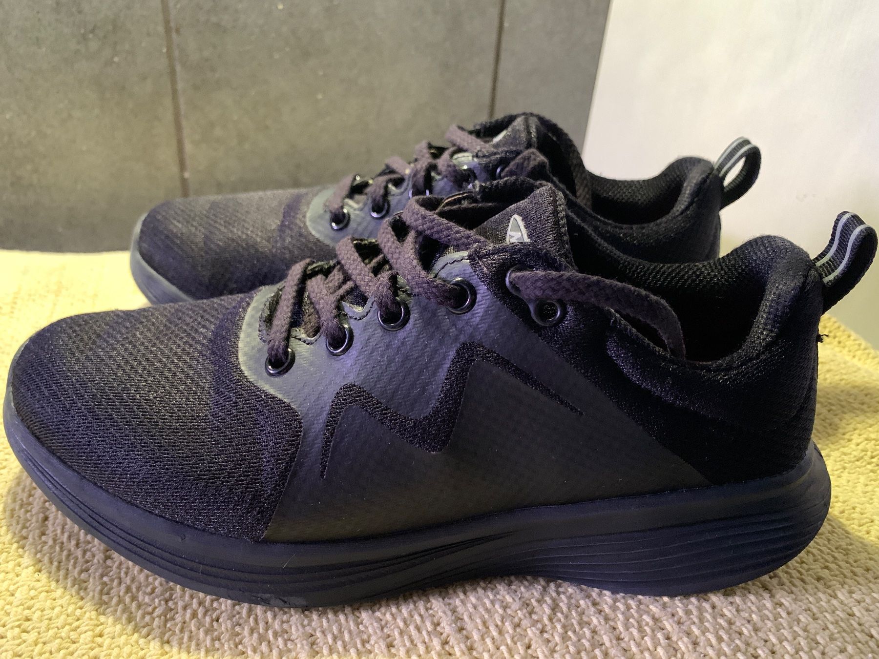 MBT Scarpe da uomo: MBT Soft Schuhe Gr. 40 – Usato da Steinebrunn venduto da Littlebird1