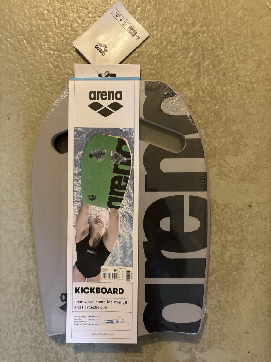 Surfboards & Schwimmbrette: Arena Kickboard Schwimmhilfe – Neu und originalverpackt aus Däniken SO von stranger02