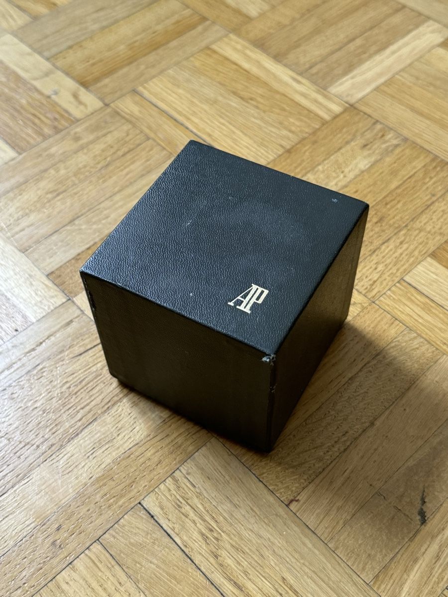 Audemars Piguet Scatole porta orologi: Boite Audemars Piguet, carton  – Usato da Genève venduto da GenevasWunderkammer