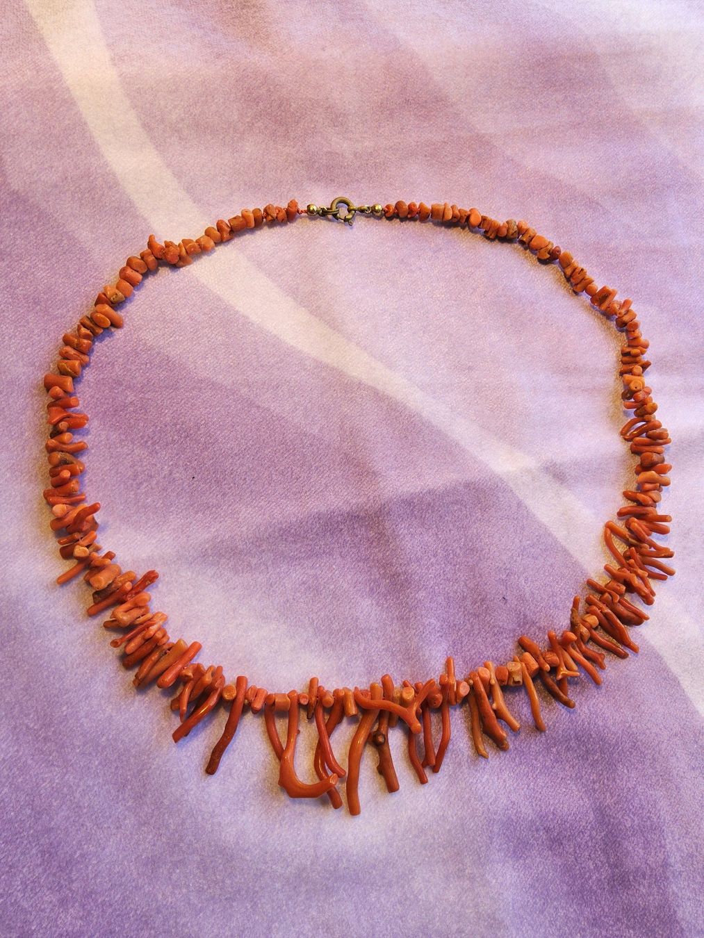 Catenine: Antike echte Korallenkette Collier – Usato da Zürich venduto da Aleick 1