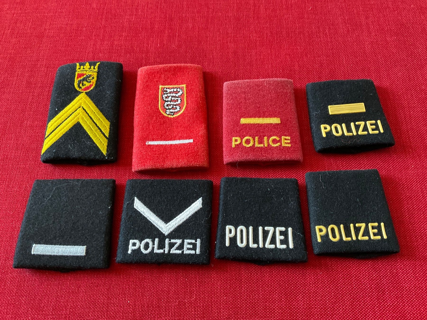 Placchette & Badge: Vintage Polizei Abzeichen – Usato da Lugano venduto da Persepolis