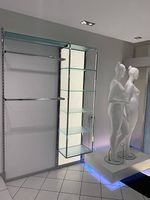 Espositore appenderia con pannello a led 
