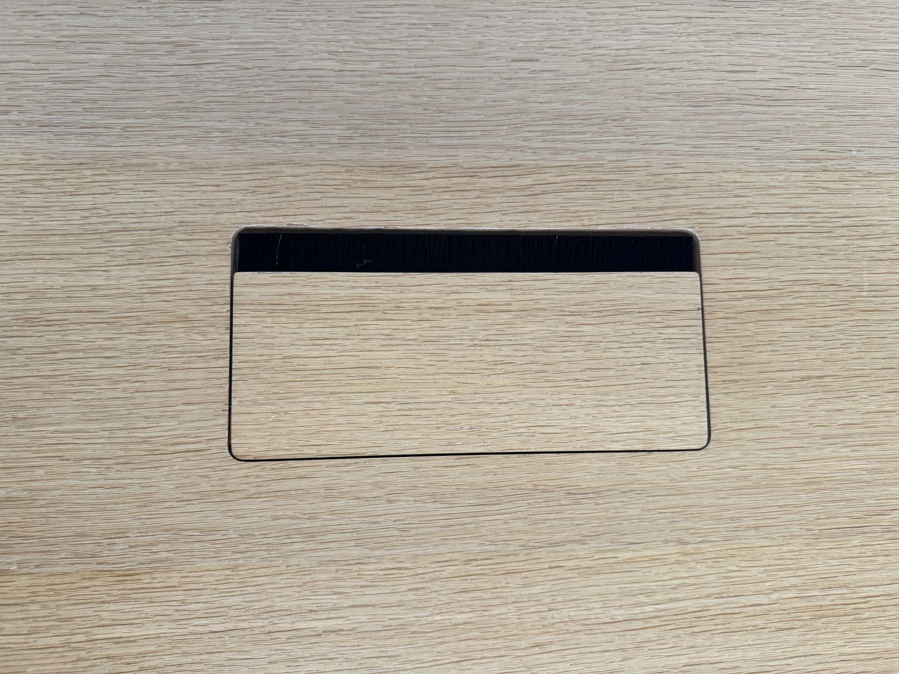 Lista Tavoli: Lista Office LO Motion Sitzungstisch 2200x1000 mm - Eiche – Usato da Schönenwerd venduto da mcofficeshop 7