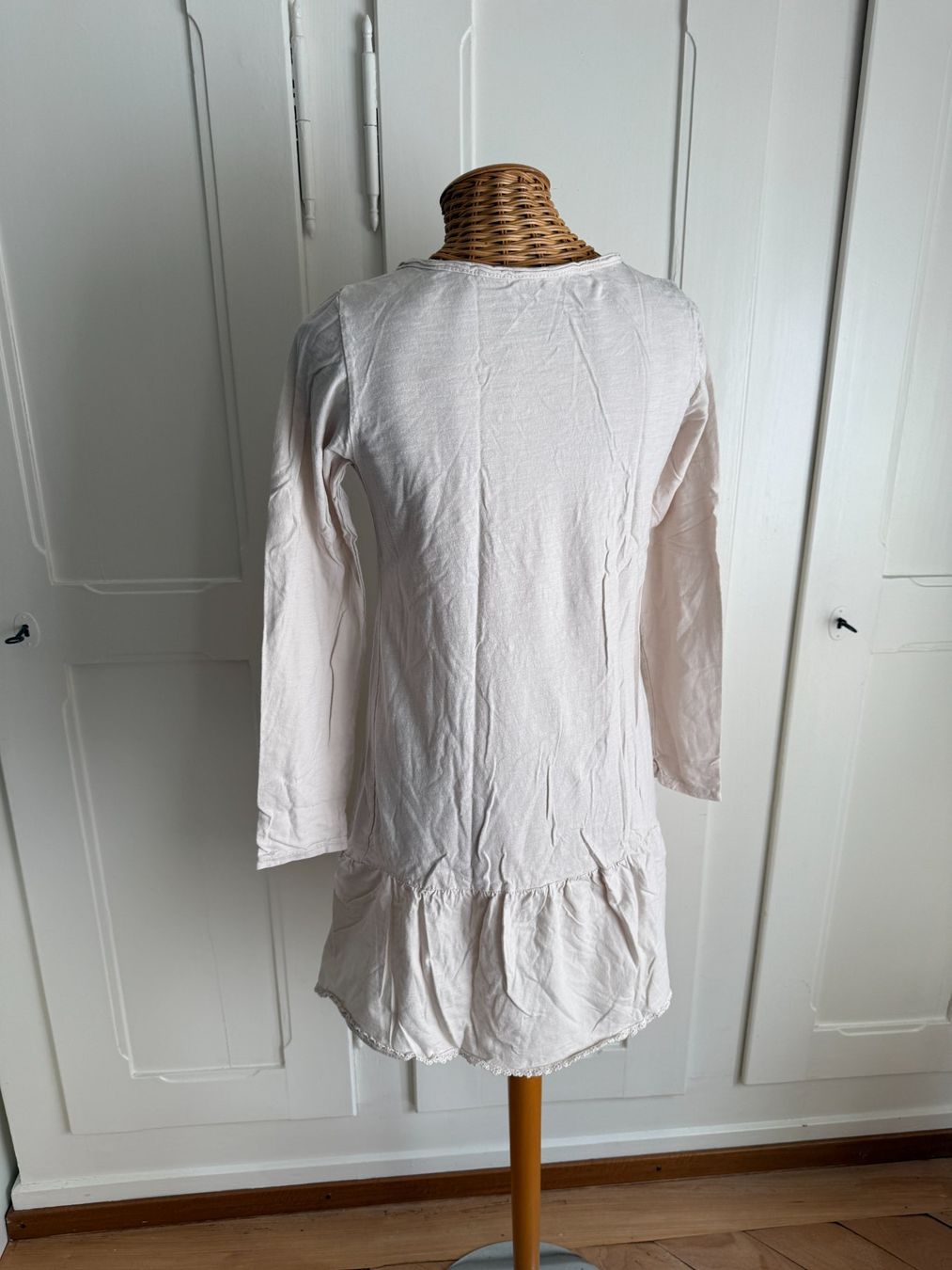 Vestiti: Kleidchen beige S – Usato da Zürich venduto da Diazaio 2