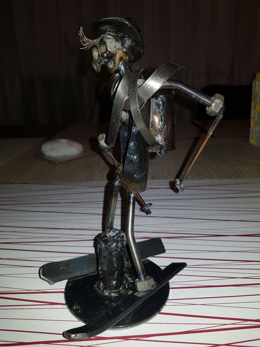 Figuren: TOMAZINI ZDRAVKO "ROCNO DELO" Statuette – Gebraucht aus Cossonay-ville von Super-Price-Quality 5