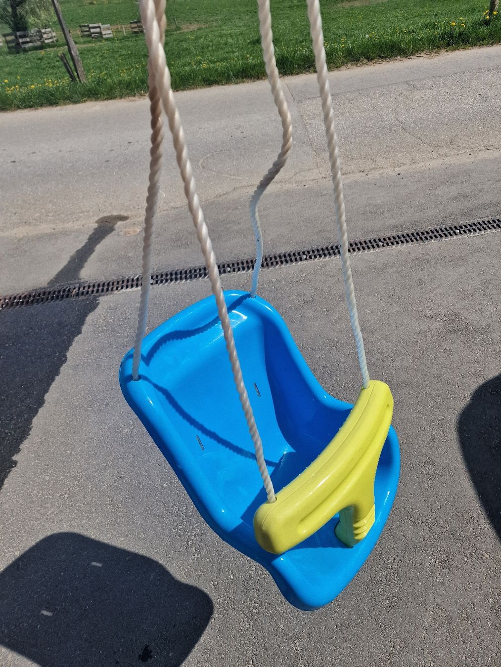 Altre altalene da giardino: Balançoire pour enfant – Usato da Chapelle (Broye) venduto da Ryzix