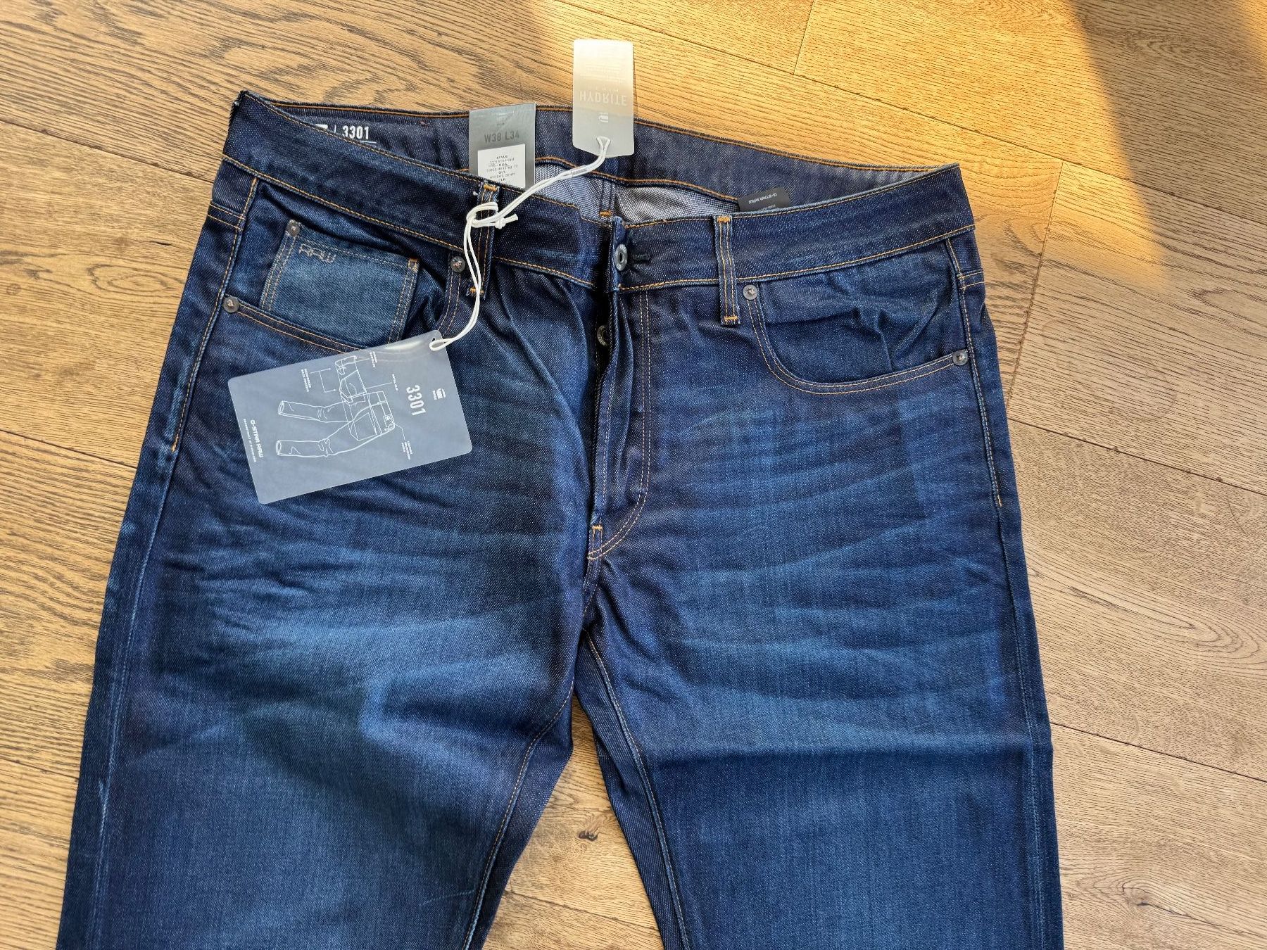 G-Star Jeans: Jeans, G-Star //NEU// 38/32 straight – Nuovo (secondo la descrizione) da Stettfurt venduto da outlet72 2