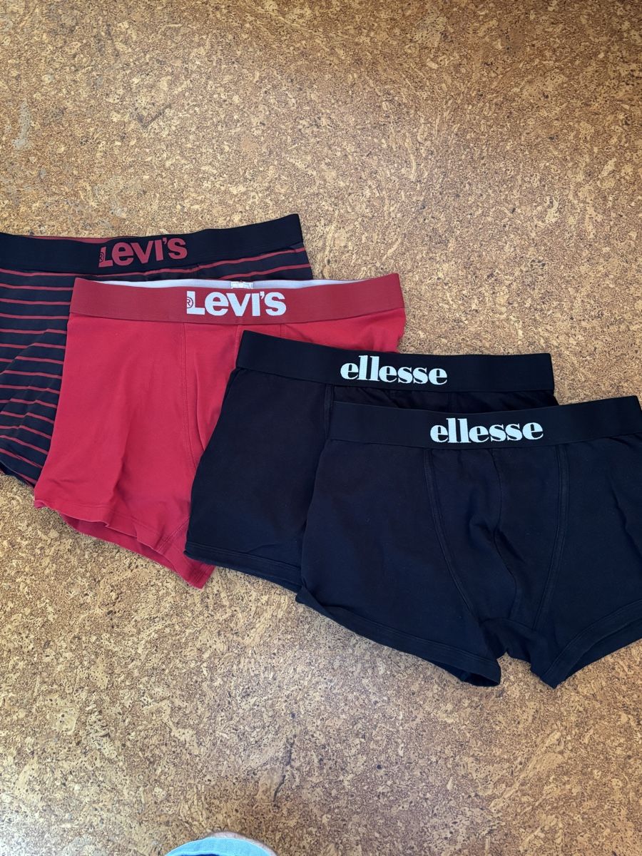 Levi's Biancheria intima: Boxershorts Levis & Ellesse Grösse L – Usato da Limpach venduto da NLA1939 1