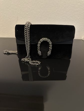Gucci Umhaengetasche Samt/ Leder Schwarz mit GUCCI Schloss 