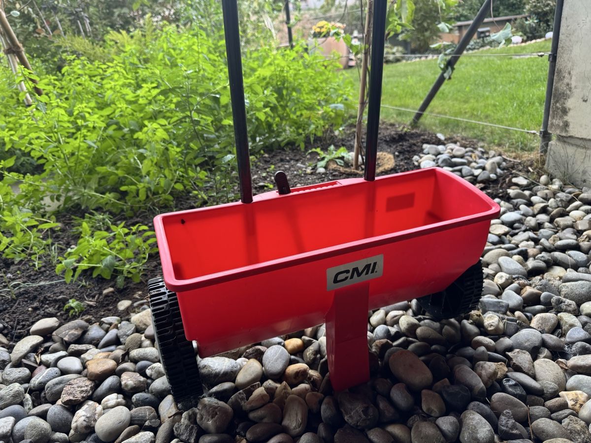 Altro in Utensili da giardino: Streuwagen ab 1.- – Usato da Münchenbuchsee venduto da DebSmile