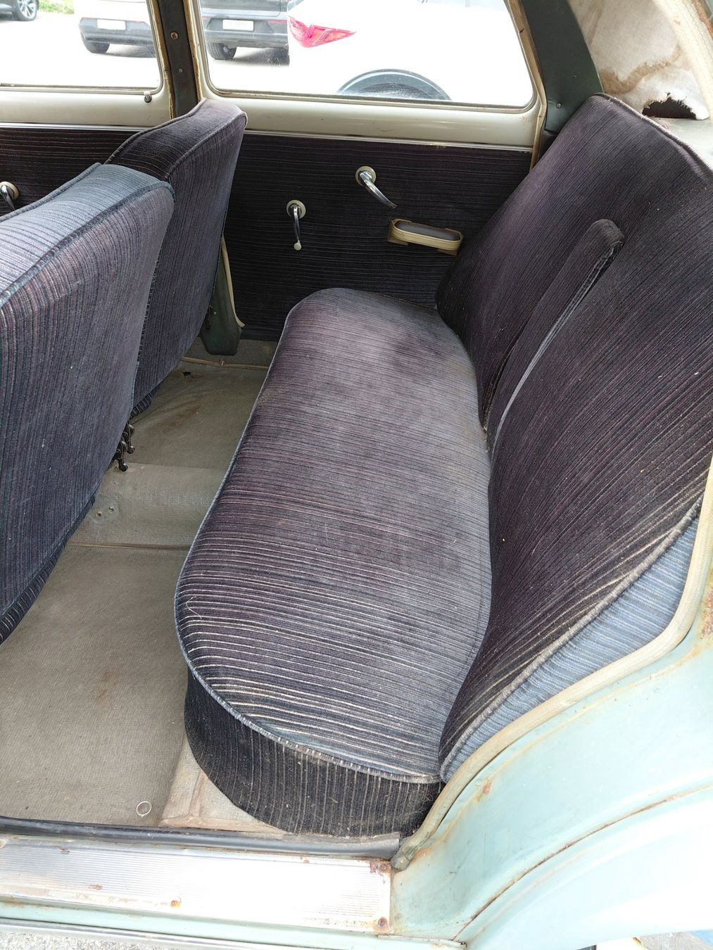 Peugeot Automobili: Peugeot 403 – Usato da Noiraigue venduto da pel_ny7d 4
