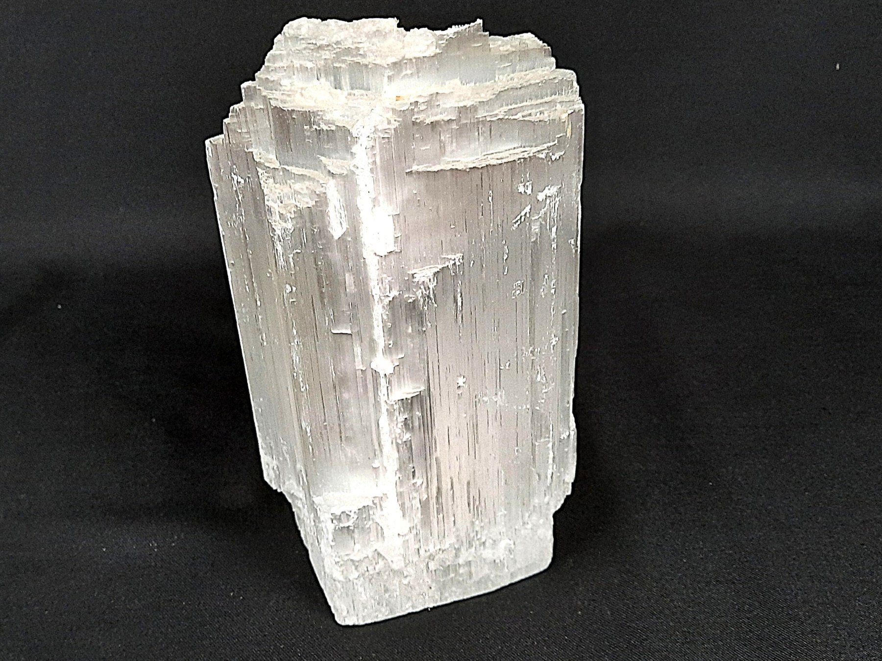 Minerali & Pietre curative: Selenit-Rohblock – Difettoso da Beinwil am See venduto da Restwert_Beinwil