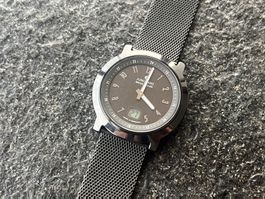 Junghans Mega Solar Armbanduhr Funkgesteuert