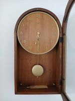 Zenith Wanduhr, Holz