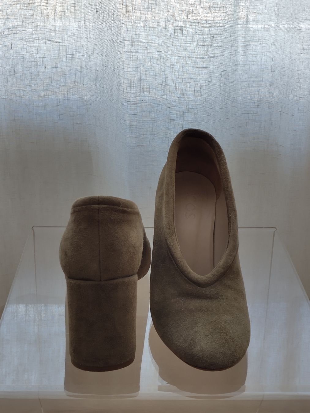 Cos Scarpe da donna: Escarpins COS en daim vert olive (40) – Nuovo (secondo la descrizione) da Lausanne venduto da HelenaK 2