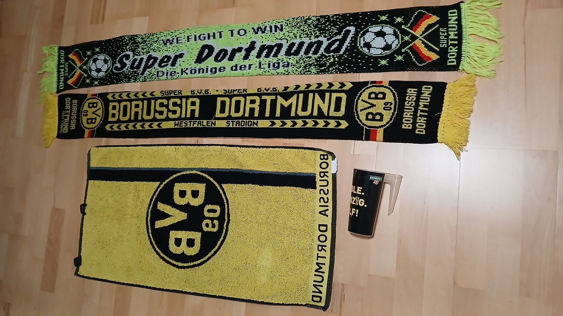 Foulard & Sciarpe: BVB Schal,Frotetuch&Becher – Usato da hinwil venduto da tho_j6kz 3