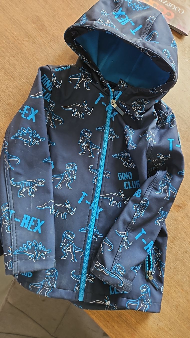 Giacche & Cappotti: Softshelljacke Kinder Dino 128 – Usato da Bibern SO venduto da speikyta23