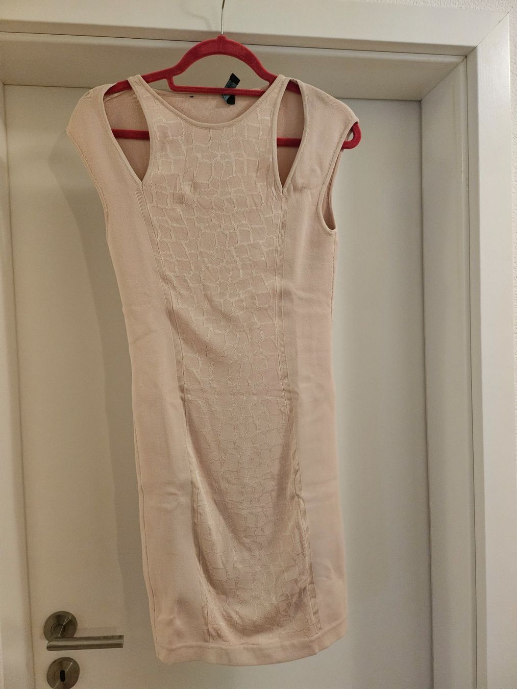 Guess Vestiti: Guess Kleid – Usato da Kefikon TG venduto da Livline