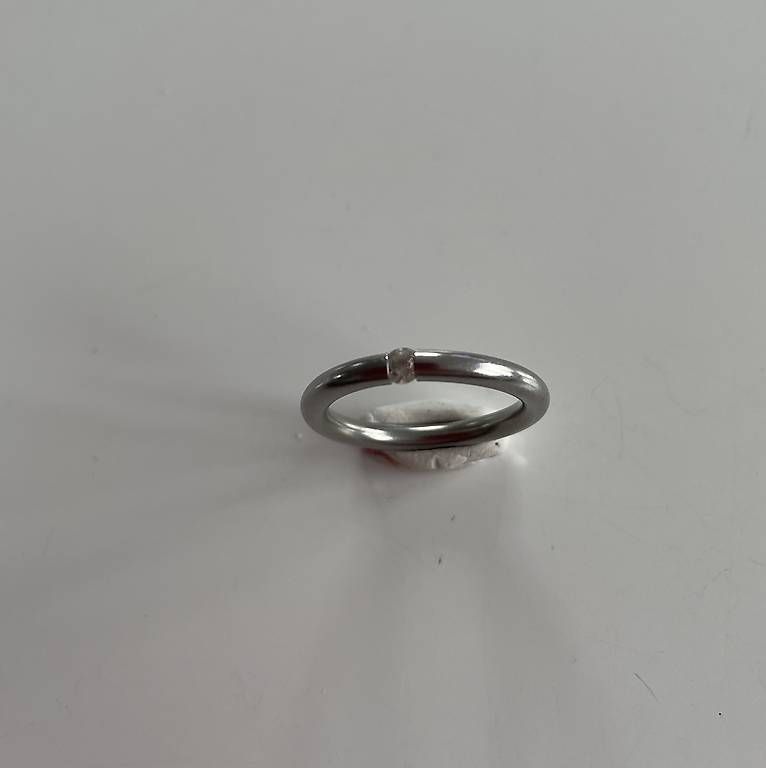 Anelli: Edelstahlring mit Zirkonia – Usato da Ostermundigen venduto da Pehido22 1