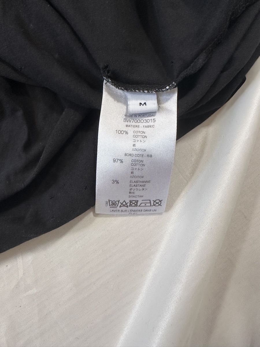 Givenchy T-shirt: Givenchy Paris T-shirt  – Usato da Pfäffikon ZH venduto da Nataliia. 2