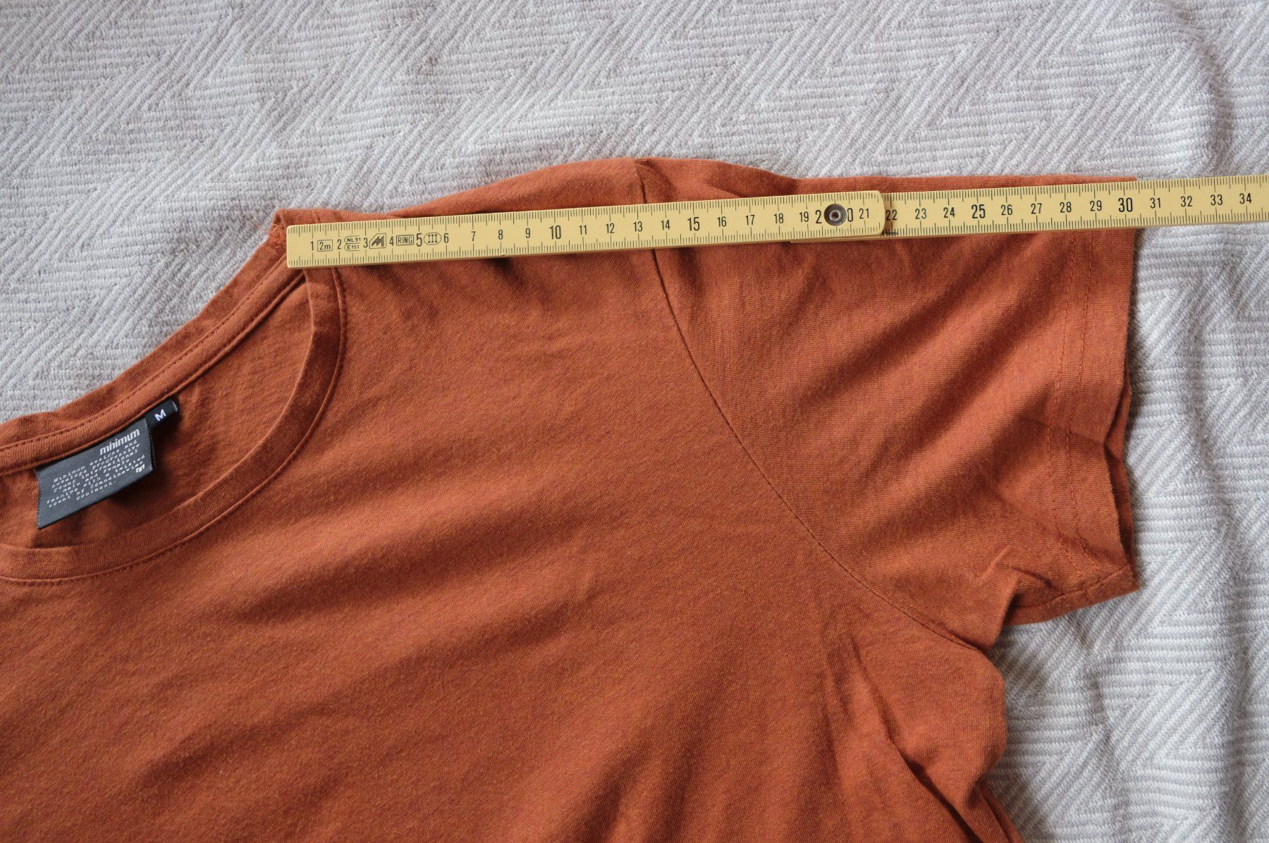 T-shirt: MINIMUM (DK)  - Grösse M – Nuovo (secondo la descrizione) da Aarberg venduto da umearocks 7