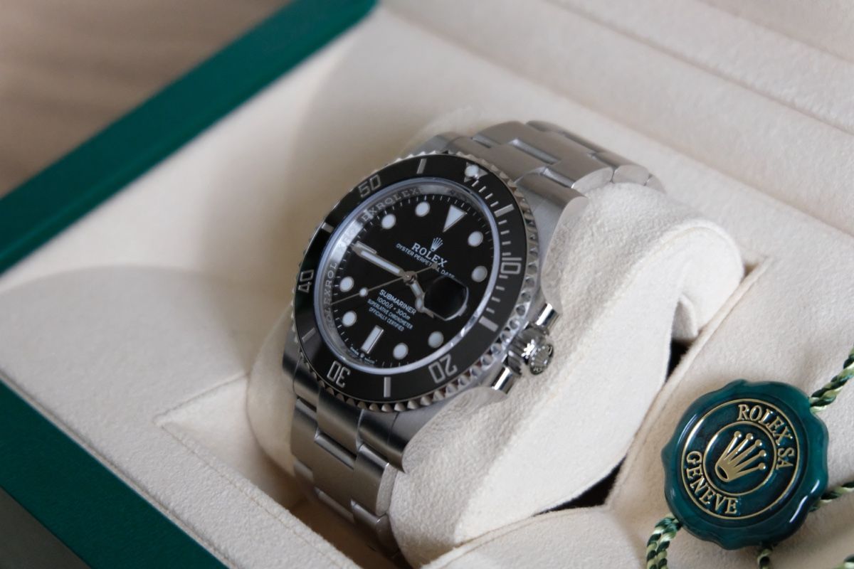 Rolex Orologi: Rolex Submariner date FULL SET 2024 – Usato da Corminboeuf venduto da Dsnilton26 1